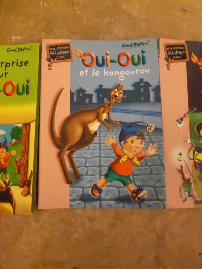 Lot de 3 livres la bibliothèque rose Oui oui - photo numéro 3
