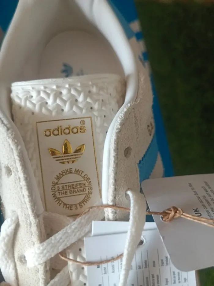Basket adidas gazelle indoor light blue floral neuve T38 - photo numéro 5
