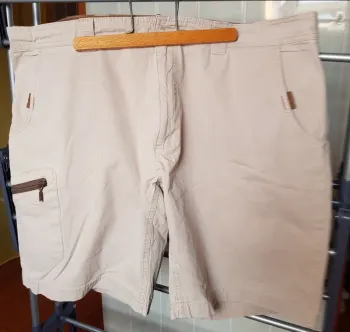 Short crème Decathlon