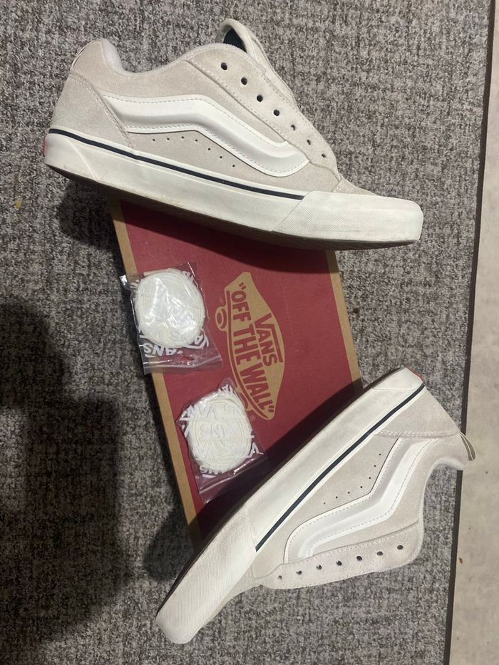 Vans 43