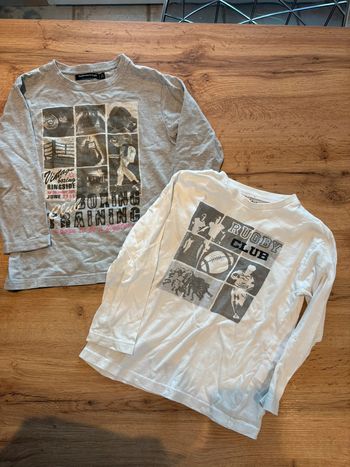 Lot 2 t-shirts blanc et gris garçon Tout compte fait taille 5 ans