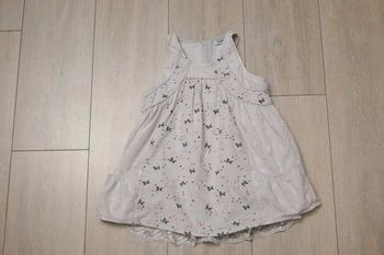 Robe grise clair. 4 ans fille. Marque Tape à l'oeil
