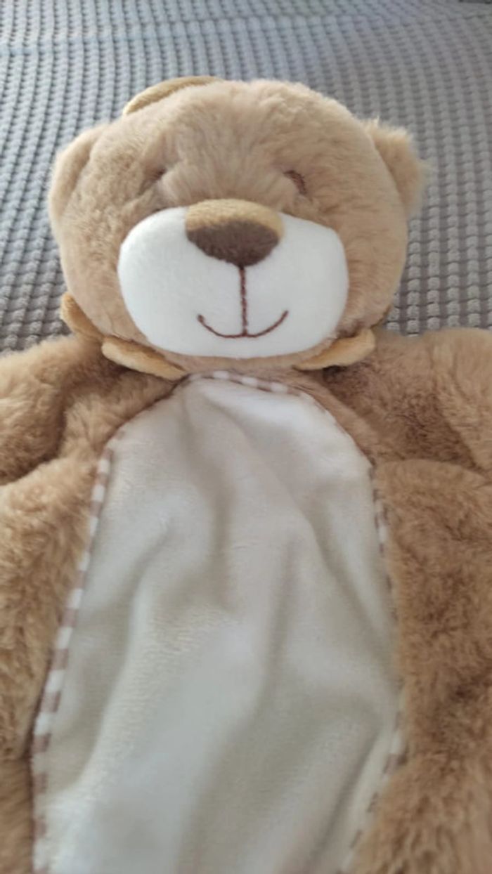 Doudou peluche Kellytoy bébé lion hochet - photo numéro 2