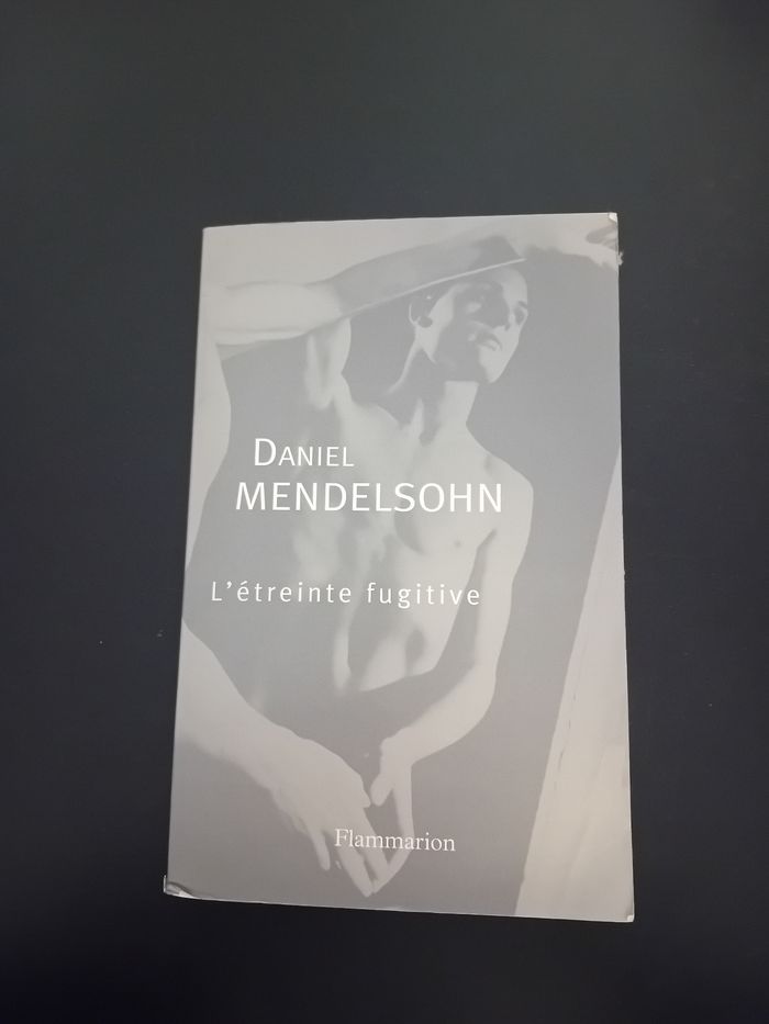 Livre "L'étreinte fugitive"
