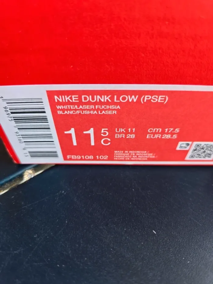 Nike dunk low rose taille 28,5 neuves - photo numéro 8