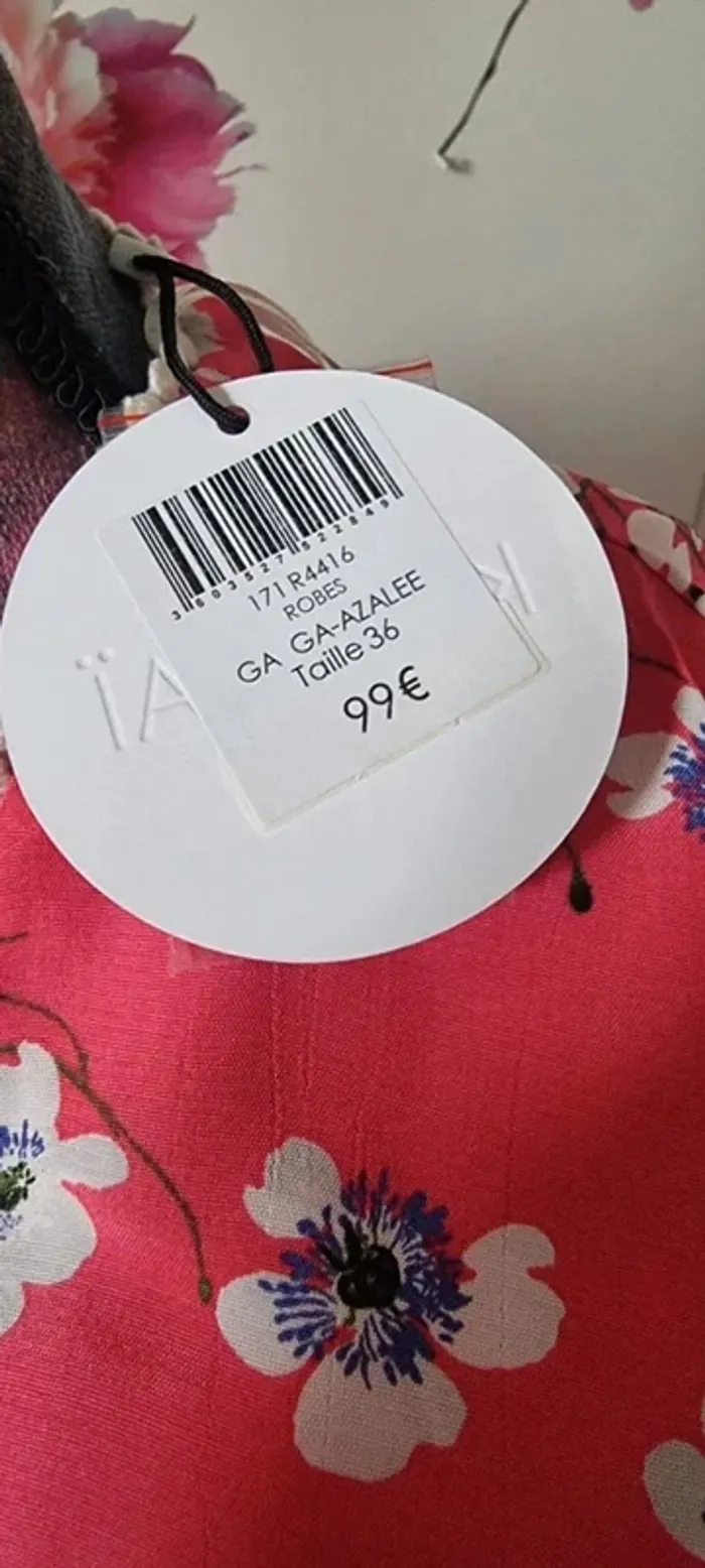 Robe fleurie Kookai Neuve - photo numéro 6