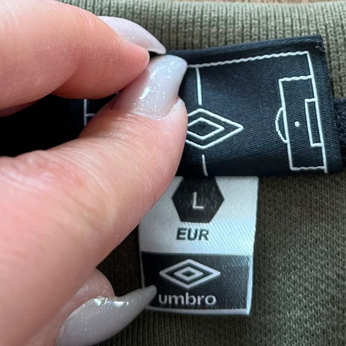 Polo/t.shirt kaki Umbro pour homme, taille L - photo numéro 5