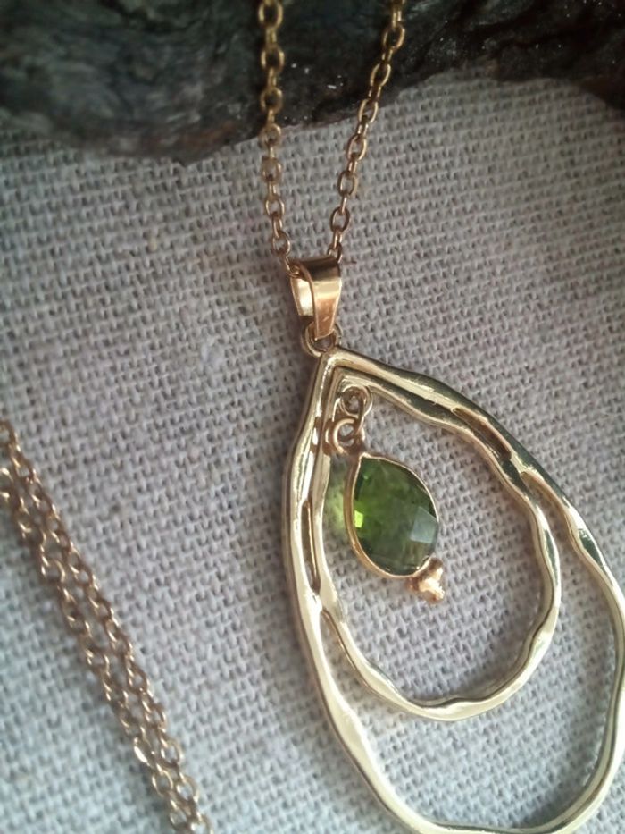 Collier goutte de péridot en pierre naturelle - photo numéro 4