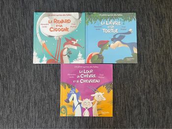 Lot de 3 livres neufs - Les petits secrets des fables - Hachette jeunesse