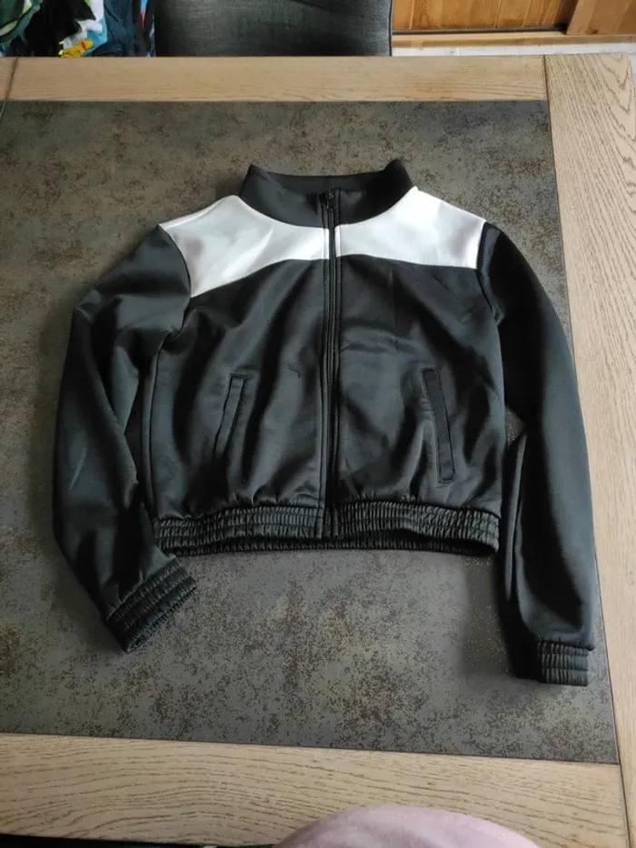 Veste noire sport