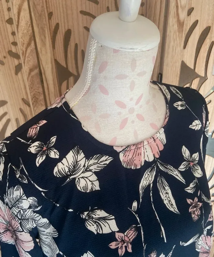 Blouse imprimée fleuri manches 3 quart taille 36 Only - photo numéro 4