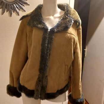 Très  belle  veste  taille  xl