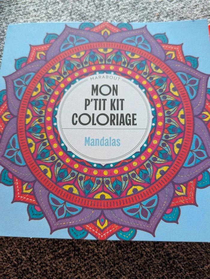 Mon p'tit kit coloriage mandalas - photo numéro 2