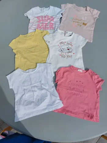 Lot 9 mois 6 t-shirts fille