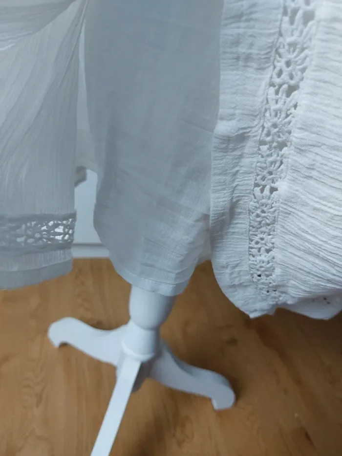 Robe effet crepon avec détails crochet - photo numéro 7