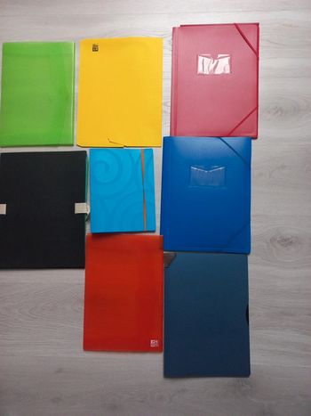 Lot de pochettes diverses