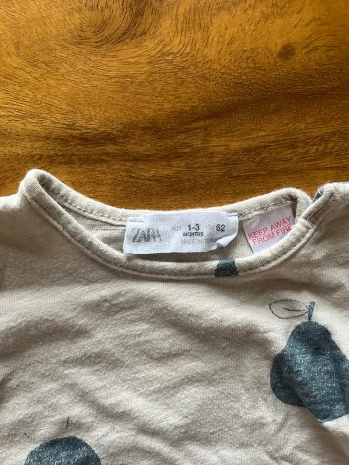 T-shirt Zara manche longues - photo numéro 2