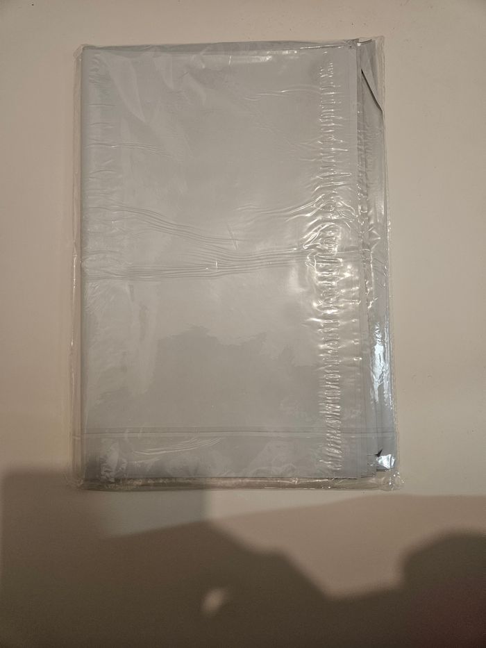 Lot de 25 sacs d’expédition auto-adhésifs 46,5 × 35 cm – Neufs - photo numéro 2