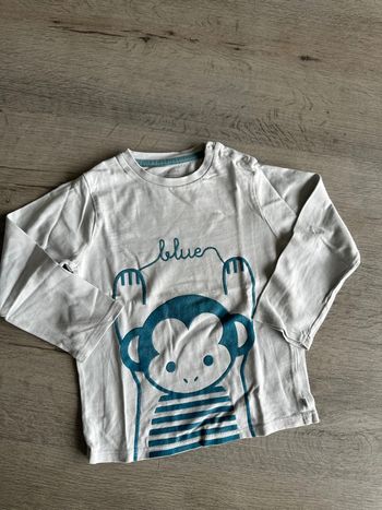 TEE shirt manches longues okaidi 24 mois