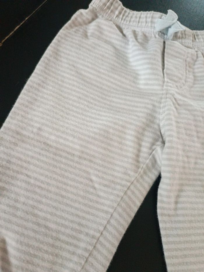 Pantalon Disney 6/9 mois - photo numéro 2