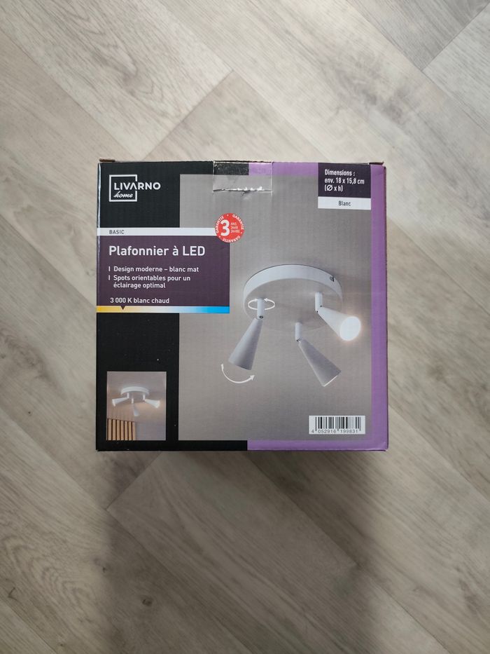 Plafonnier à led
