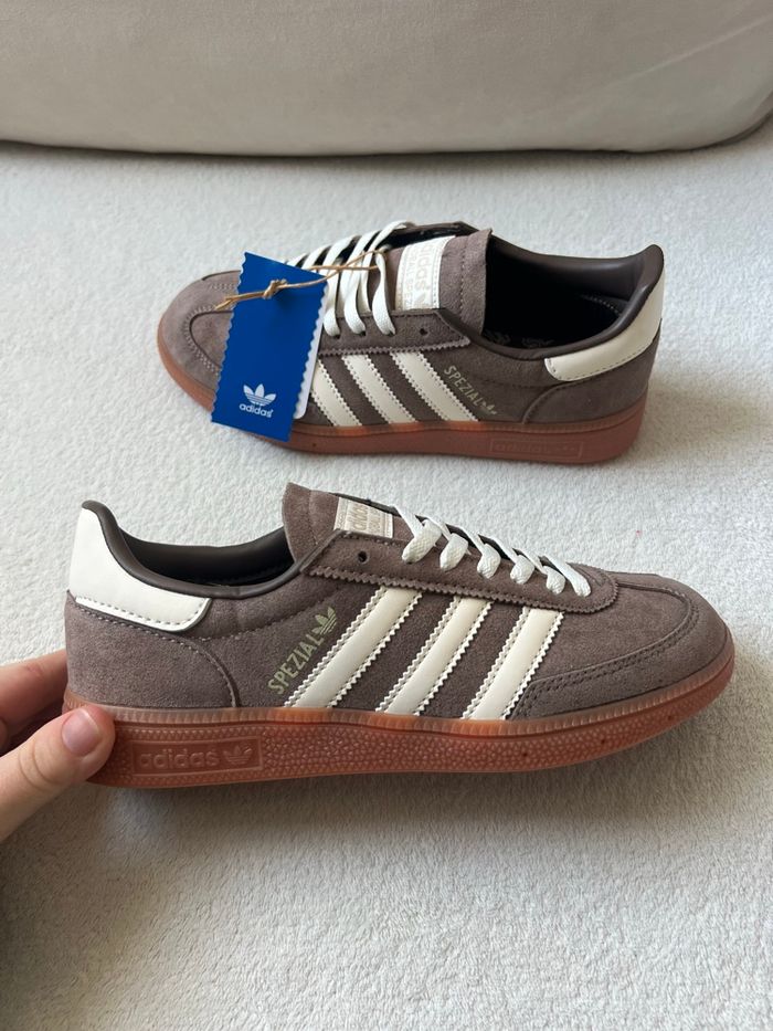 Adidas spezial chocolat taille 37 1/3