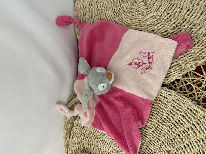 Doudou plat lapin RODADOU RODA rose bébé hochet 3 noeuds - photo numéro 3