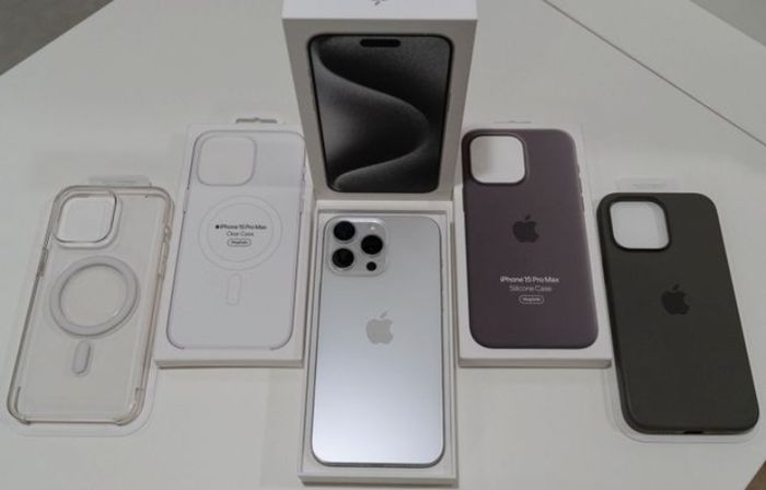 I p h o n e 15 pro max - photo numéro 6