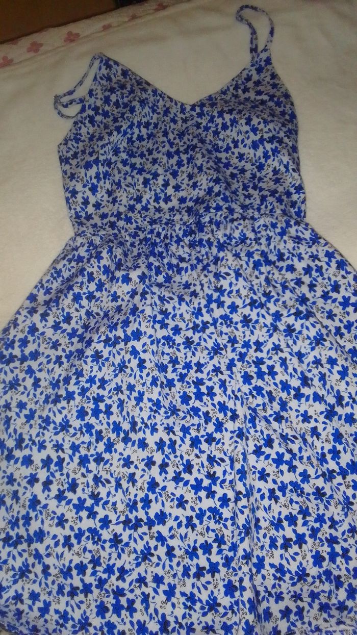 Lots de 5 robes - photo numéro 3