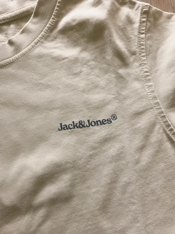 Tee-shirt jack&Jones 10 ans - photo numéro 4