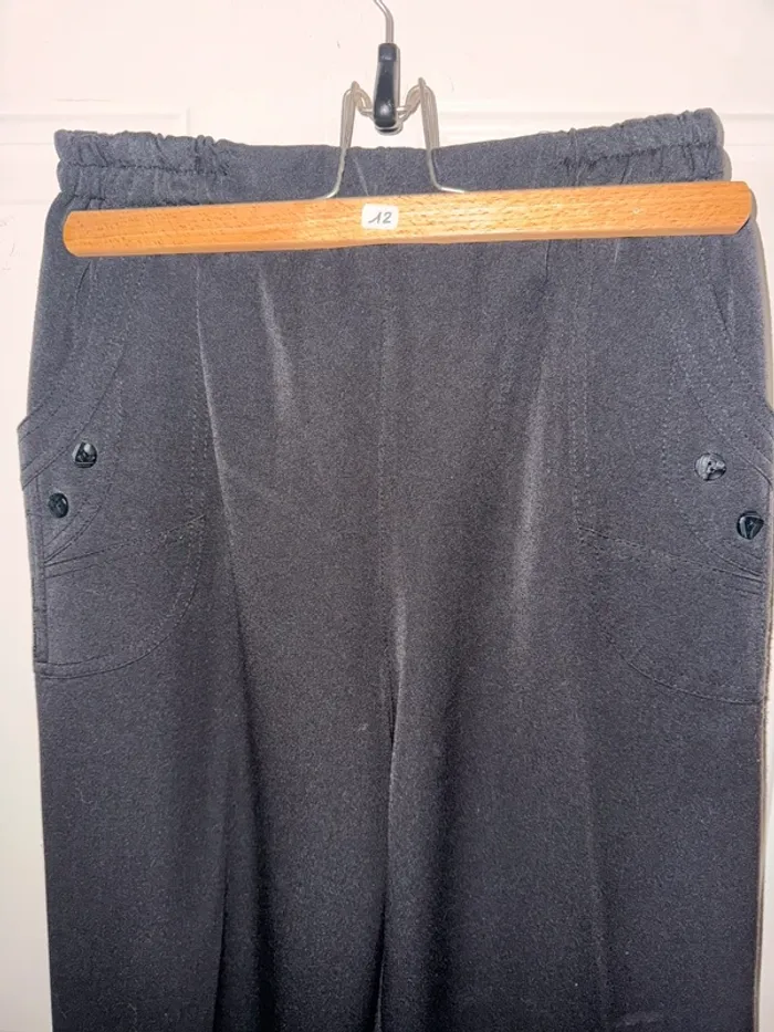Pantalon 7/8eme noir taille 40 - photo numéro 3