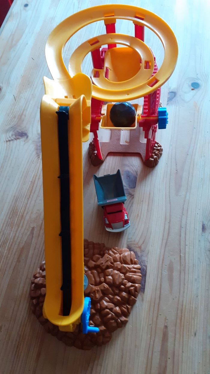 Jouet camion - photo numéro 2