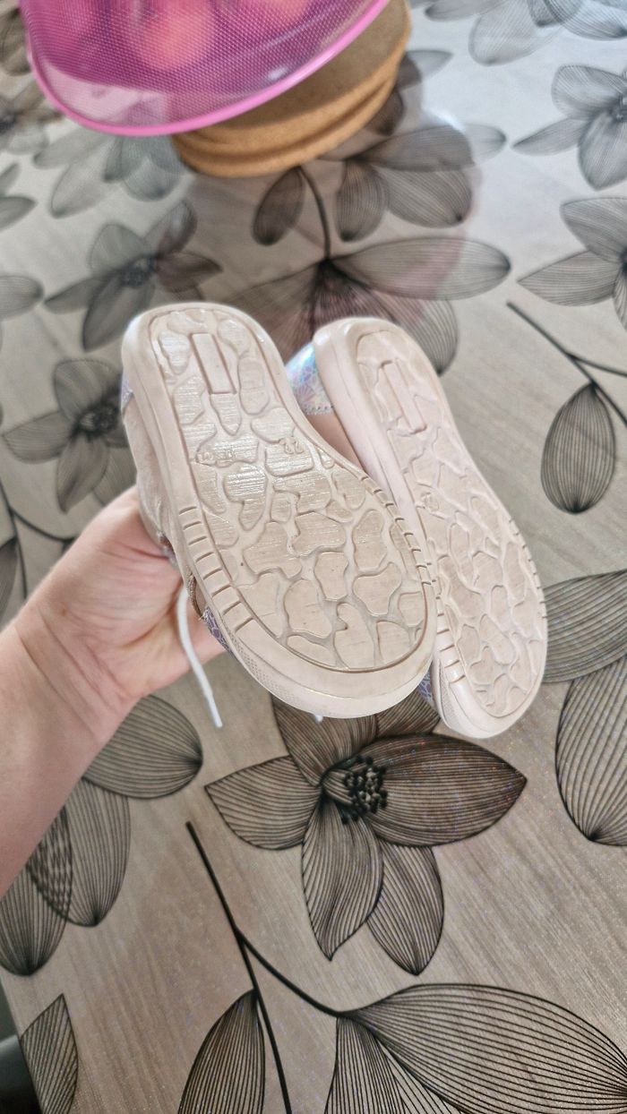 chaussures fille gbb portées une seule fois - photo numéro 3