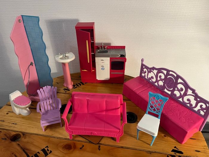 Lot meubles barbie