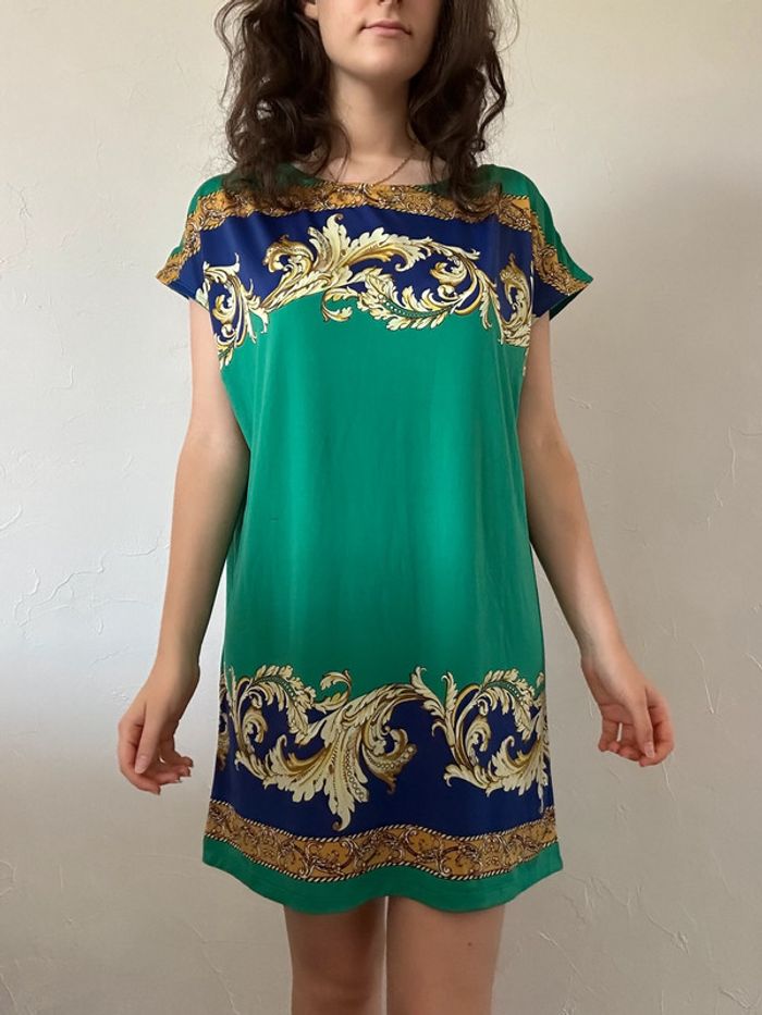 Robe fluide à motif vert - photo numéro 3