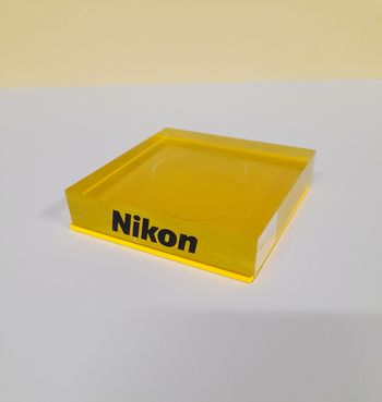 Support Nikon