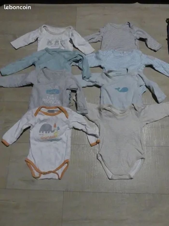 Lot vêtements garçon 6mois - photo numéro 2