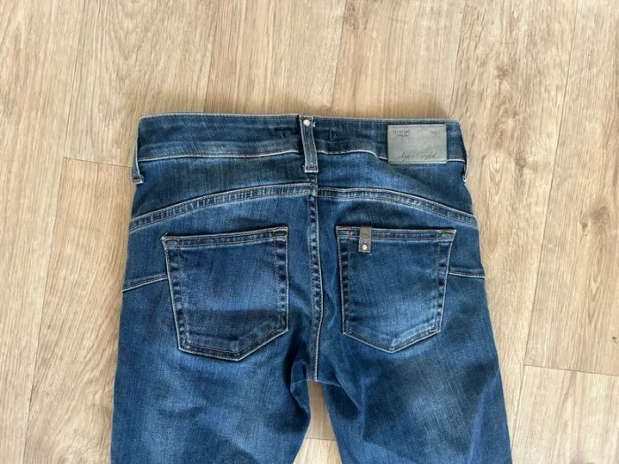 Liu jo jean bleu brut, skinny  femme, taille Fr34/36/ us 25 - photo numéro 6