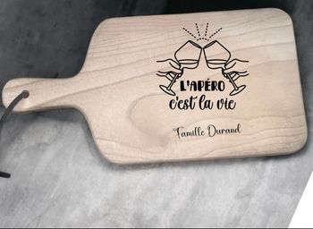 Planche à saucisson personnalisée gravée au laser