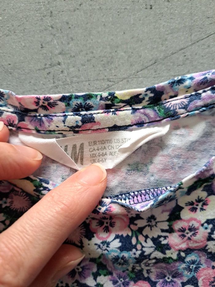 Lot de 4 tee-shirts H&M 4/6ans - photo numéro 6