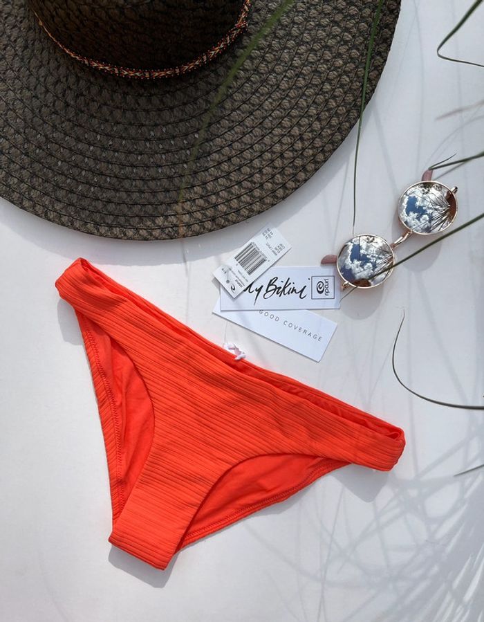 Bas de maillot orange à rayures