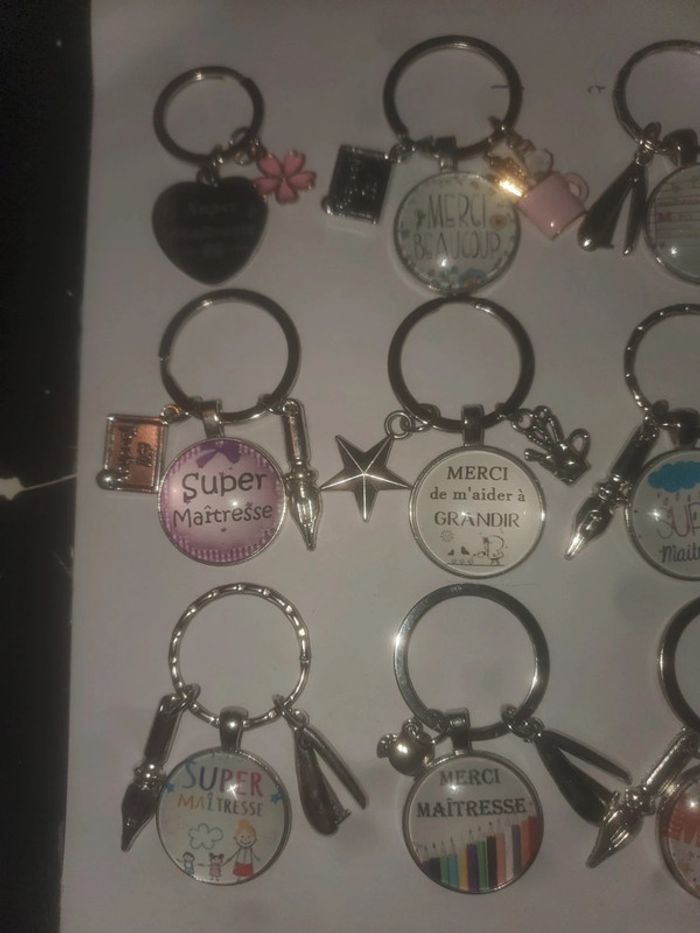 1 porte clé maîtresse atsem avs cadeaux fin d'année - photo numéro 2