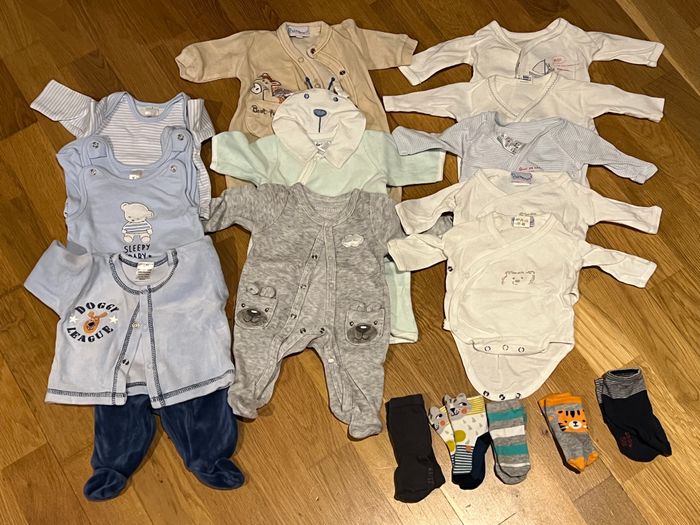 Lot enfant taille naissance