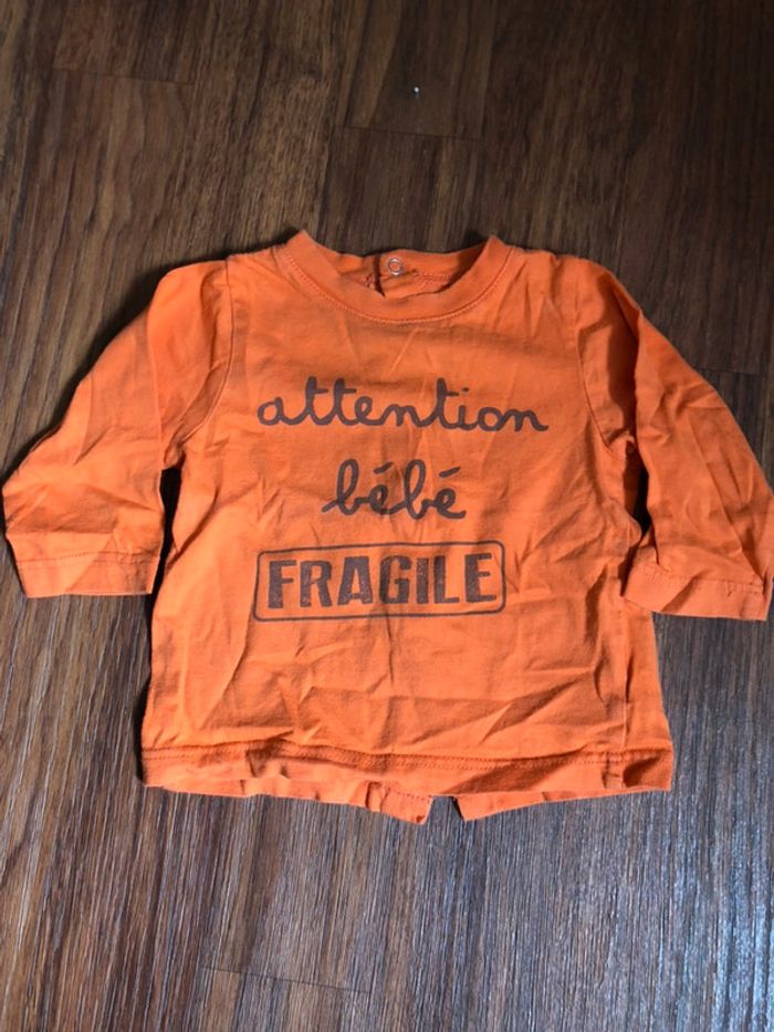 Pull orange 6 mois