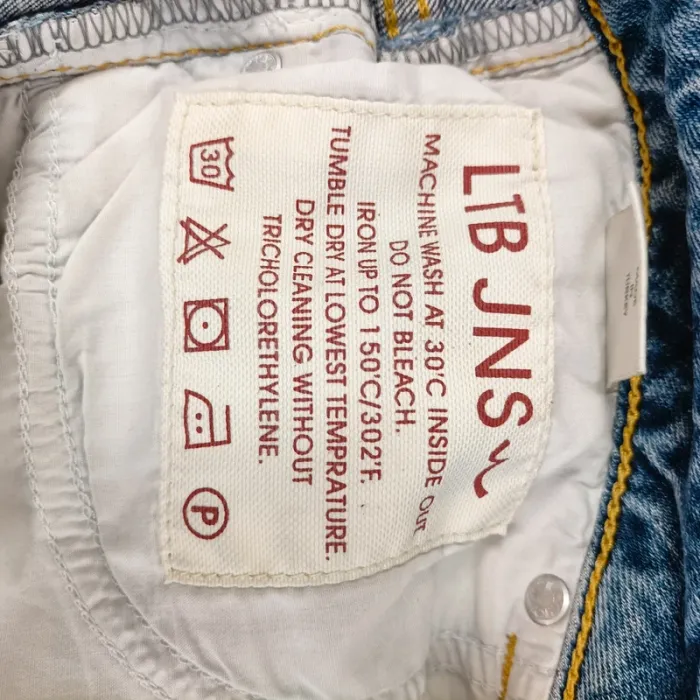 Short en jean délavé bleu clair Ltb jns T.XS coupe droite casual A922 - photo numéro 11