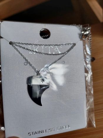 Collier Ikita dent de requin