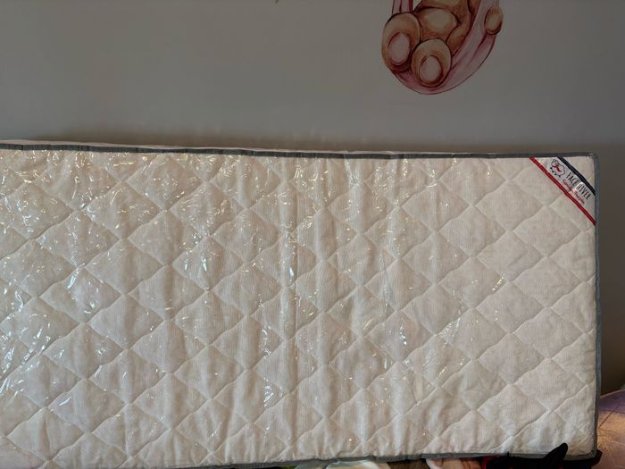 Matelas lit bébé
