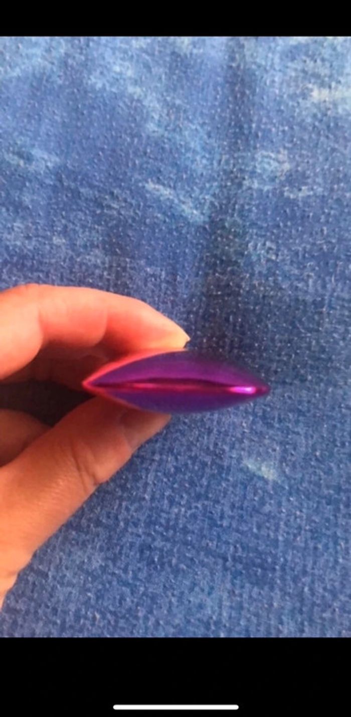 Gloss à lèvres extra fin, neuf - photo numéro 2