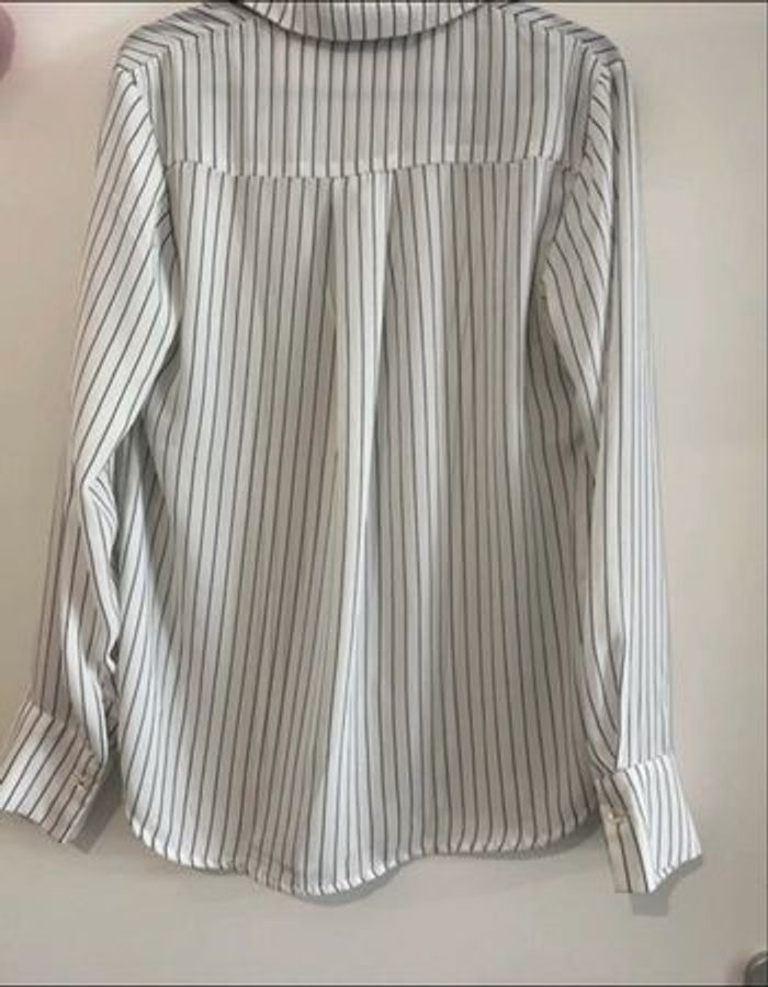 Chemise - photo numéro 4