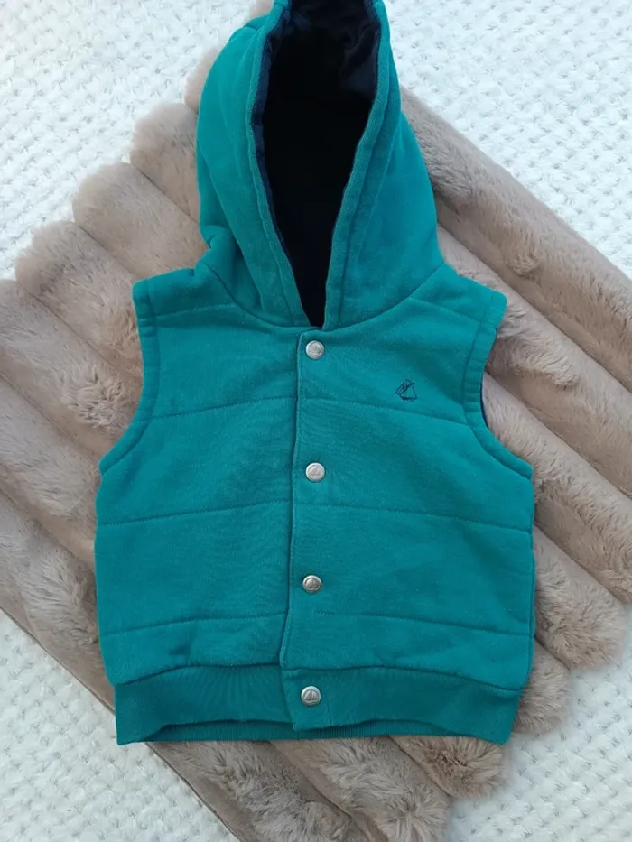 🔸Veste Sans Manches Petit Bateau 12 Mois 🔸